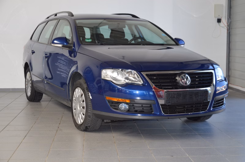 Volkswagen Passat Variant Trendline |PDC|2.Hand|Klima|