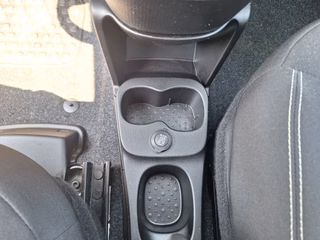 Fiat Panda 1.0 Hybrid 69PS Klima PDC DAB Spurhalteassistent - bilder 16