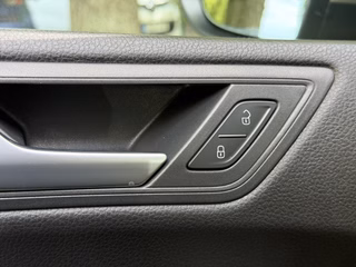 Volkswagen Touran Comfortline BMT/Start-Stopp Automatik - bilder 9
