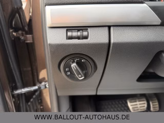 Volkswagen Amarok Aventura 4Motion*AHK*KLIMA*NAVI*LEDER*TEM - foto 9