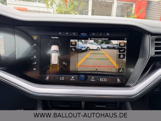 Volkswagen Touareg R-Line 4x4*HUD*SPUR*TOT*DYN*AHK*PAN*STHZ - foto 24
