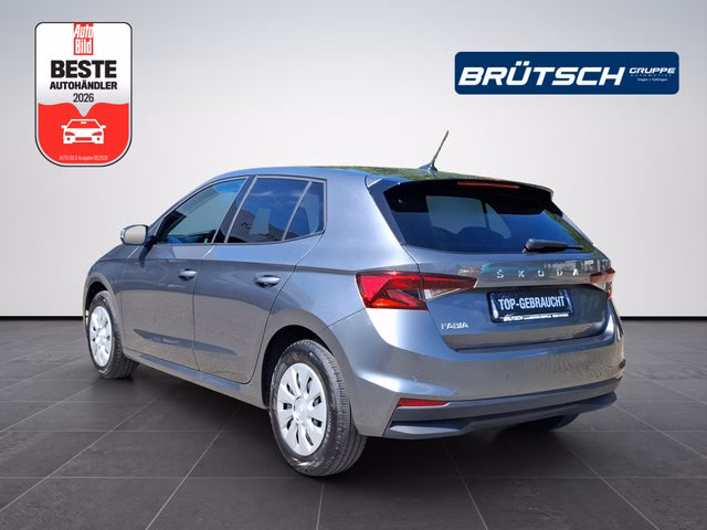 Skoda Fabia 1.0 MPI Active KLIMA / CARPLAY / SITZHEIZUNG / PDC - foto 3