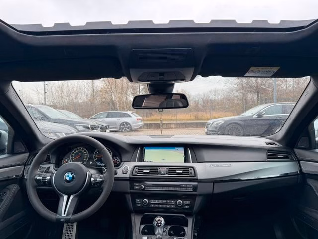 BMW M5 30 Jahre Edition-1 von 300 Leder*Pano*HeadUp - foto 10