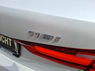 BMW 118 i Advantage KLIMA / PANORAMA / HEAD-UP / LED / NAVI - bilder 15