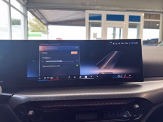 BMW 330 i xDrive M Sport Autom., LED Navi Kamera ACC - photo 16