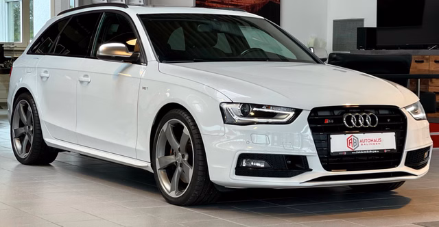 Audi S4 Avant 3.0 TFSI quattro|PANO|B&O|DRIVE SELECT Gebrauchtwagen Kaufen | EZ 10/2015 | Preis 34.990 €