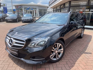 Mercedes-Benz E 220 CDI BlueEfficiency AHK, Scheinwerfer LED, Schiebedach - foto 1