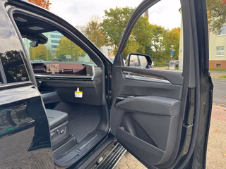 Cadillac Escalade ESV 6.2 V8 Platinum Sport 24" Modell 2026 - bilder 16