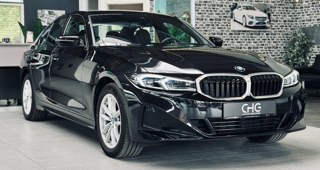 BMW 320 i |HiFi|SHZ|LED|Kamera|Live Cockpit Professional Gebrauchtwagen Kaufen | EZ 11/2022 | Preis 29.990 €