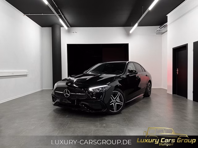 Mercedes-Benz C 200 4Matic AMG-Night-Lenkrad heizbar-MBUX Used vehicle for sale | First registration 01/2024