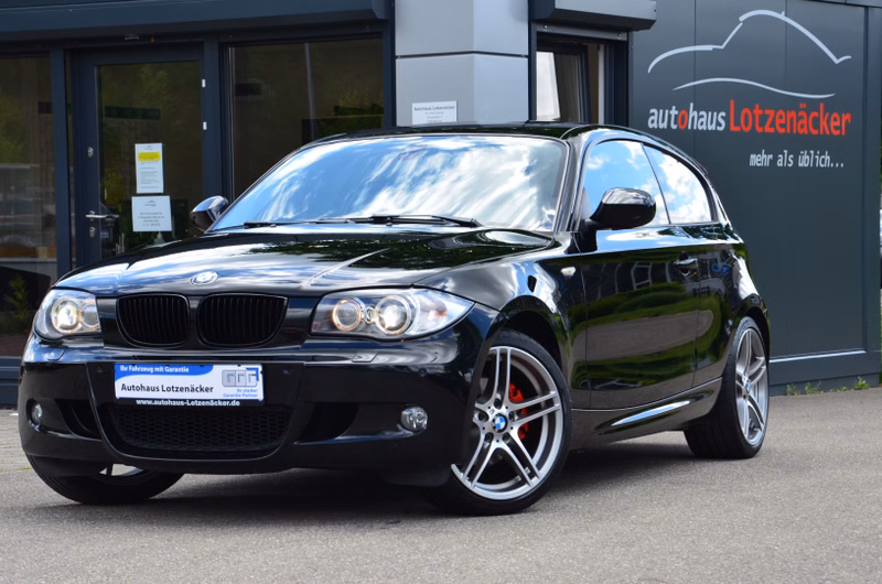 BMW 120i M-Sportpaket 2 | Glasdach | 18"M-Felgen