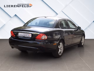 Jaguar X-Type 3.0 V6 Executive nur 75 Tkm - bilder 5