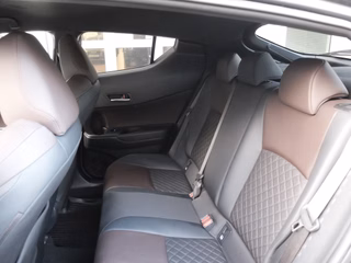 Toyota C-HR Hybrid Lounge Mega Ausstattung - фото 14