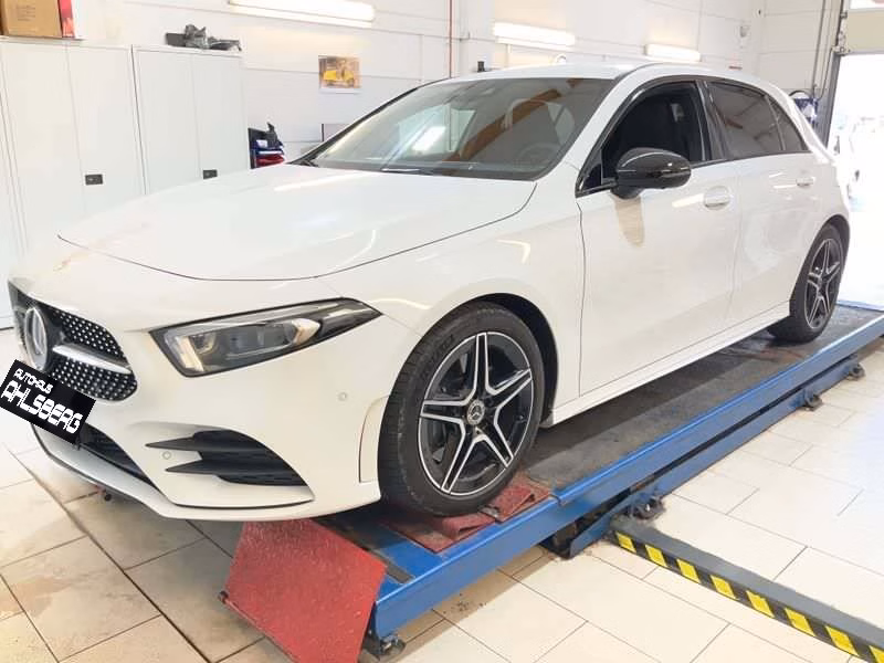 Mercedes-Benz A 250 AMG NIGHT/ DIST./360°/STHZ/MULTIBEAM/MEMORY