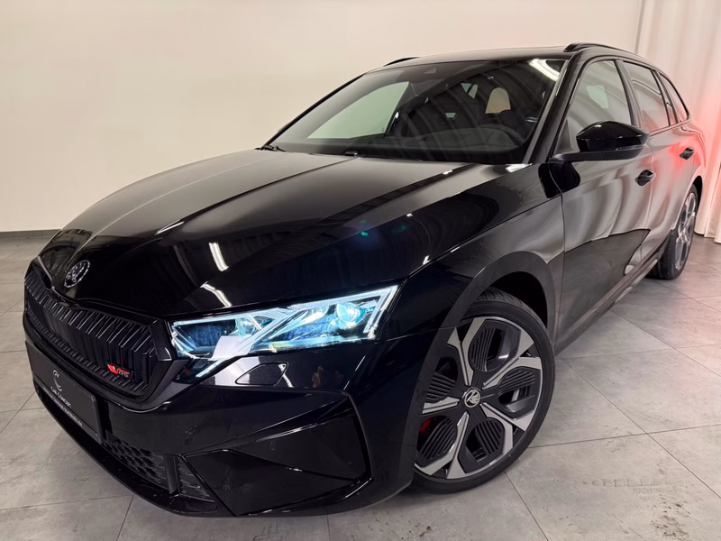 Skoda Octavia Combi 2.0 RS PANO HEAD UP 19"