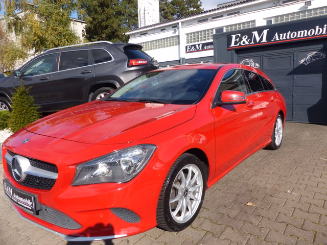 Mercedes-Benz CLA 220 Shooting Brake Automatik*NAVI*PDC*SHZ* - photo 1