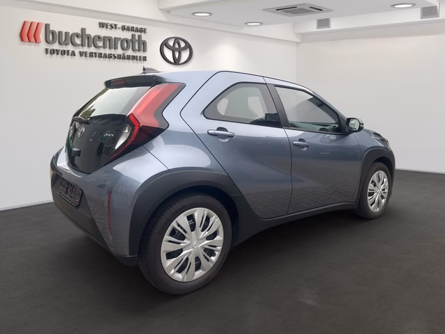Toyota Aygo X Hybrid Pure +AppleCarplay/AndroidAuto - foto 5