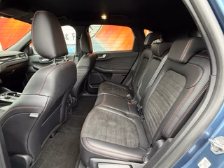 Ford Kuga Plug-In Hybrid ST-Line X/ACC/Garantie 09/28 - bilder 9