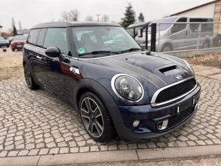 MINI Cooper Clubman