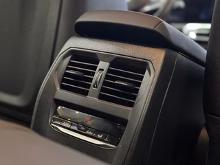 BMW 320 d xDrive M SPORT STHZ HUD ENTERTAINMENT-P INNOVATIONS-P - bilder 36