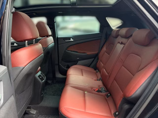 Hyundai TUCSON Premium 2WD Winterräder Pano - bilder 11