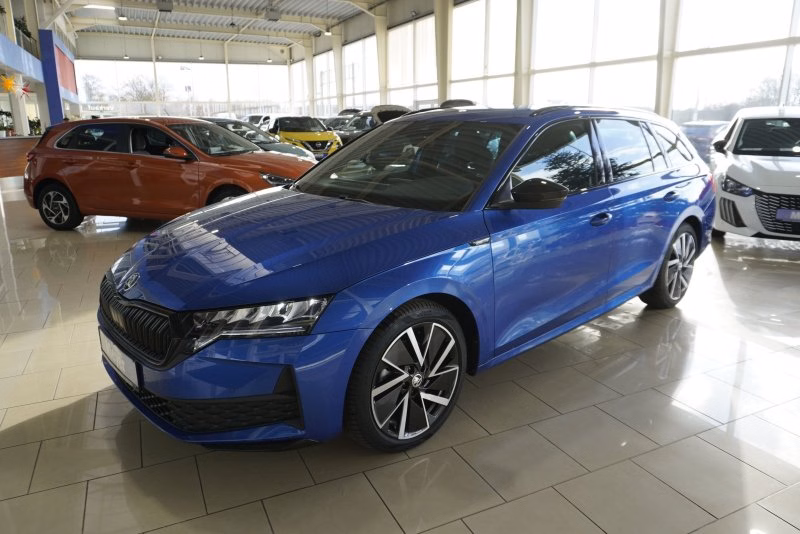 Skoda Octavia Combi Sportline Facelift 2,0TDI ACC/Navi/Kessy/el.Klappe   **