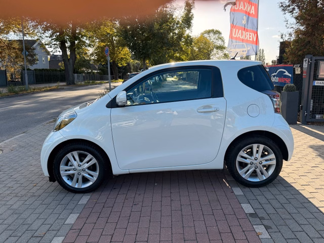 Toyota IQ + 1.3*Aut.*Klima*Standheizung*Kamera*98PS! - foto 7