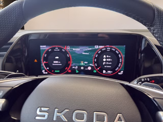 Skoda Kodiaq Sportline Autom., LED Navi Kamera ACC - bilder 10