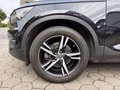 Daumennagel 27 - Volvo XC40 D4 R-Design AWD LED ACC Memory Navi SHZ CAM