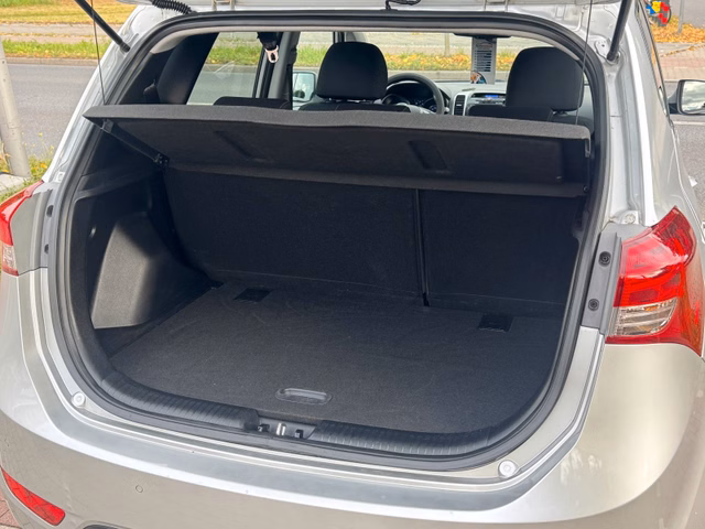 Hyundai ix20 Comfort*Aut*Klima*PDC*Allwetter*TÜV NEU* - foto 6