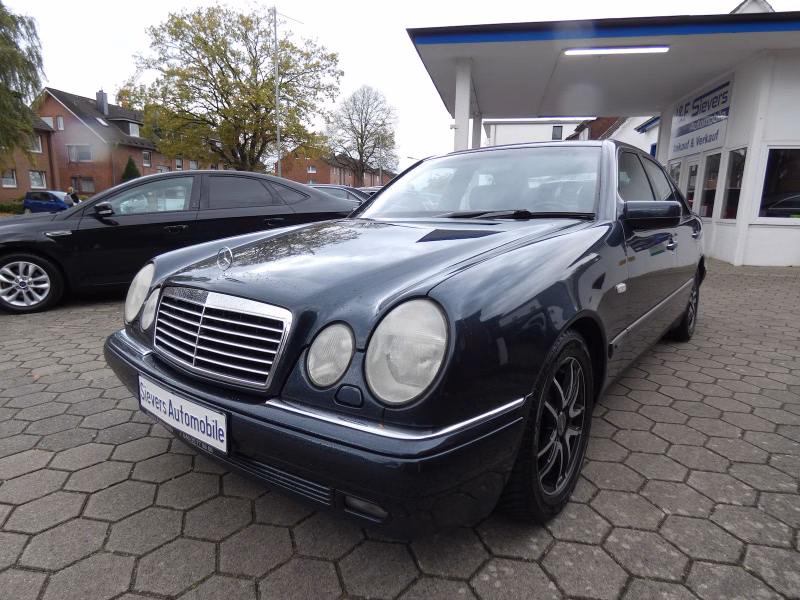 Mercedes-Benz E 230 Avantgarde Automatik Klima Xenon TÜV 8/24