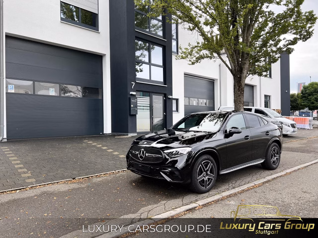 Mercedes-Benz GLC 200 4Matic AMG-Pano-360°-19"-Night Used vehicle for sale | First registration 09/2023