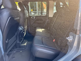 Jeep Wrangler Unlimited Moab 392 - bilder 19