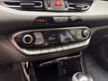 Hyundai i30 Kombi 1.6 T-GDI*LED*KAM*NAV*SPUR*CARPLAY - foto 4