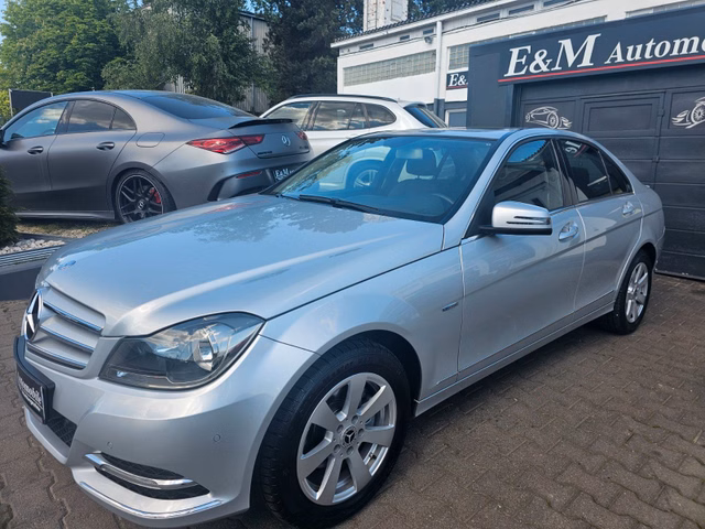Mercedes-Benz C 220 CDI Avantgarde*NAVI*AHK*FACELIFT*LEDER* - bilder 1