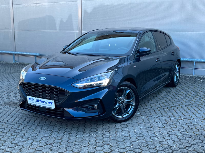 Ford Focus ST-Line mit LED und ACC