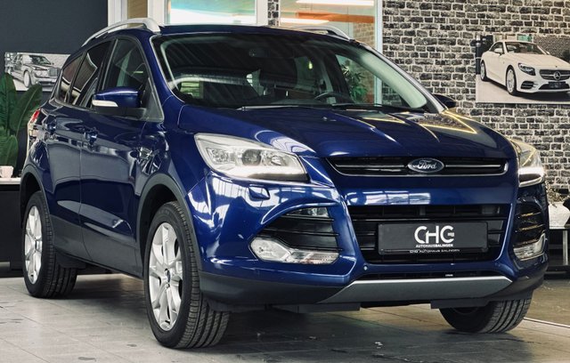 Ford Kuga Titanium AUT.|NAVI|PDC|AHK Gebrauchtwagen Kaufen | EZ 10/2015 | Preis 7.990 €