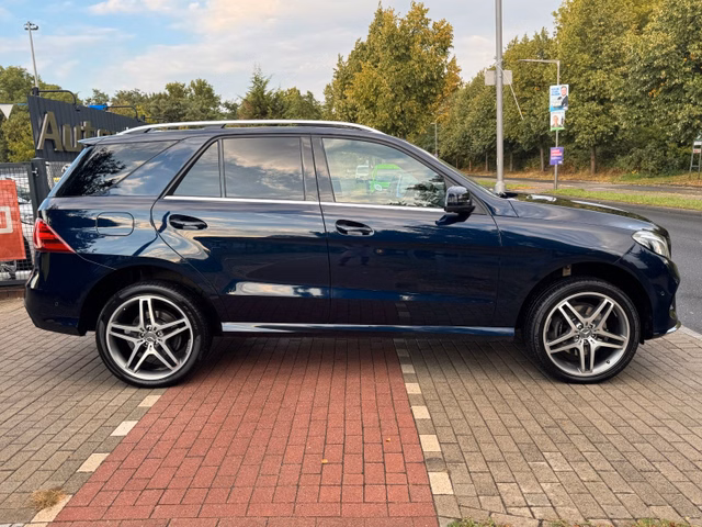 Mercedes-Benz GLE350d 4Matic*AMG*AUT*PANO*LED*WEBASTO*AHK - bilder 4