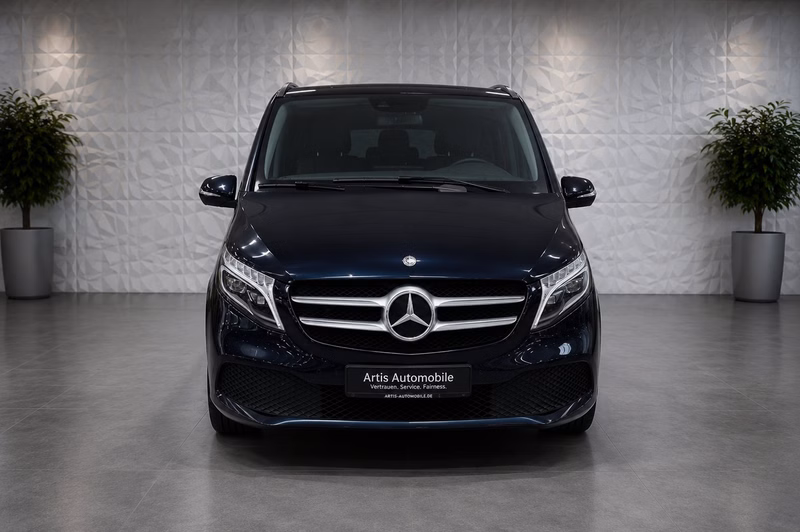 Mercedes-Benz V 300 D LANG ANHÄNGERKUPPLUNG 6-SITZER