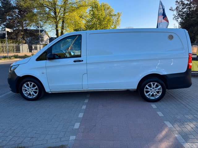 Mercedes-Benz Vito Kasten 111 CDI FWD LANG*Navi*Klima*AHK*Temp - foto 8