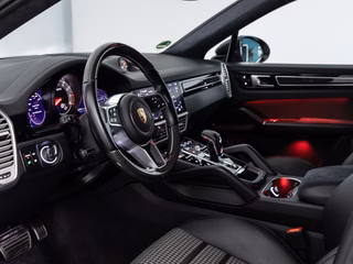 Porsche Cayenne GTS Coupé*GT-PAKET*172k€*CARBON*KERAMIK*NACHT* - bilder 9