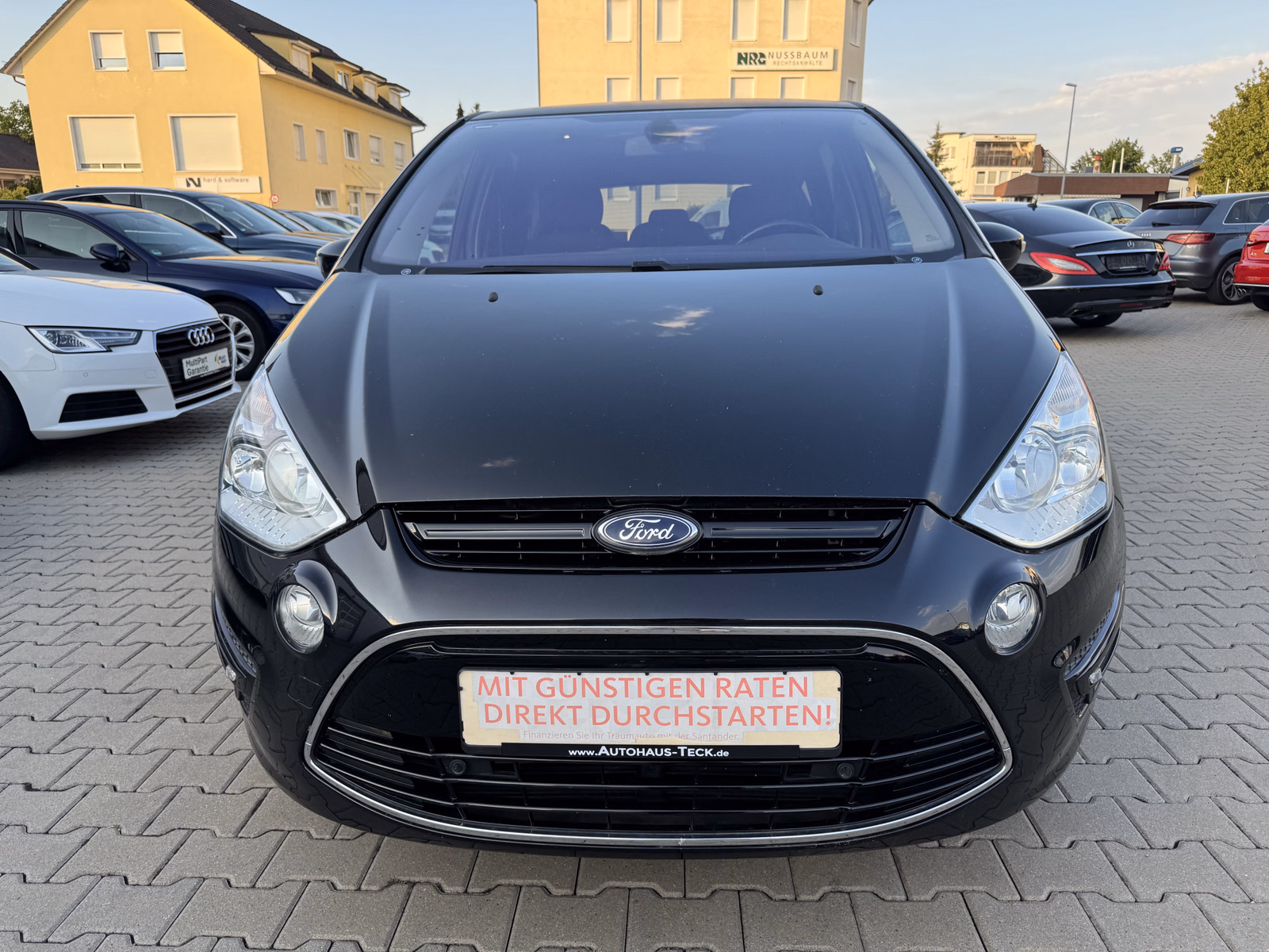 Ford S-Max 1.6 EcoBoost Titanium TÜV Neu/2-Z-Klima/SHZ/PDC/17"Alufelgen