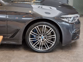 BMW 540d xDrive Touring M Sport*HUD*Pano*h&k*ACC* - photo 4