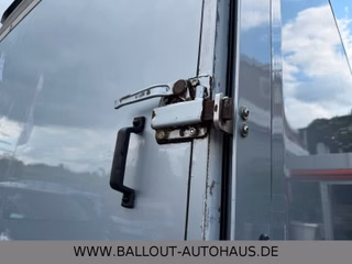 Peugeot Boxer 2,2 HDi Koffer*1.HAND*STHZ*TÜR*NAVI*KAMERA - photo 17