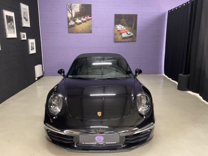 Porsche 911Cabrio / Scheckheft PZ/Unfallfrei
