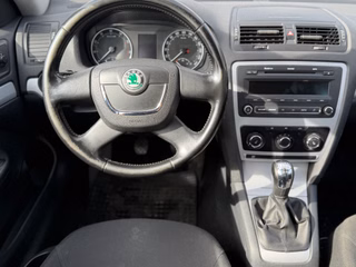 Skoda Octavia Combi Ambiente Euro4/SHZ/1.6/ 75 Kw - bilder 10