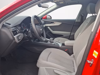 Audi A4 Avant 35 TFSI S-TRONIC / AHK / PANORAMA / LED / NAVI - foto 4