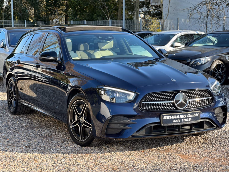 Mercedes-Benz E 300Tde*AMG-LINE*PANO*360°KAMERA*DISTRO*KEYLESS