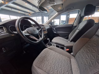 Volkswagen Tiguan Life 2,0TDI*KAMERA*AHK*NAVI*CLIMATRONIC - bilder 8