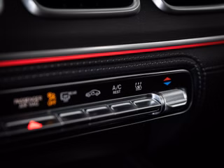 Mercedes-Benz GLE 350 de 4M AMG-LINE  DISTR BURM PANO AHK 360° - bilder 5